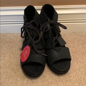 Sorel Joanie II Lace Sandal Size 7